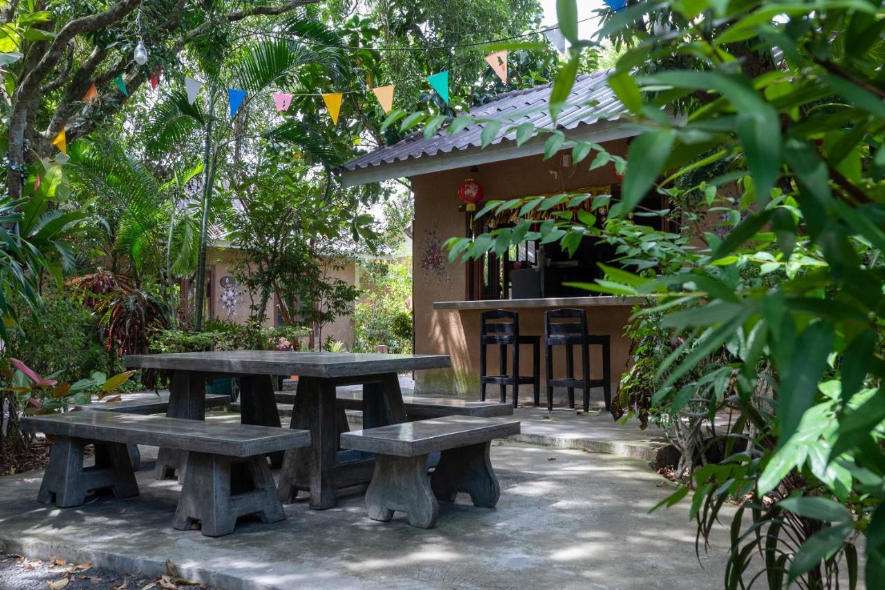 Muntra Garden Resort Sattahip Eksteriør billede
